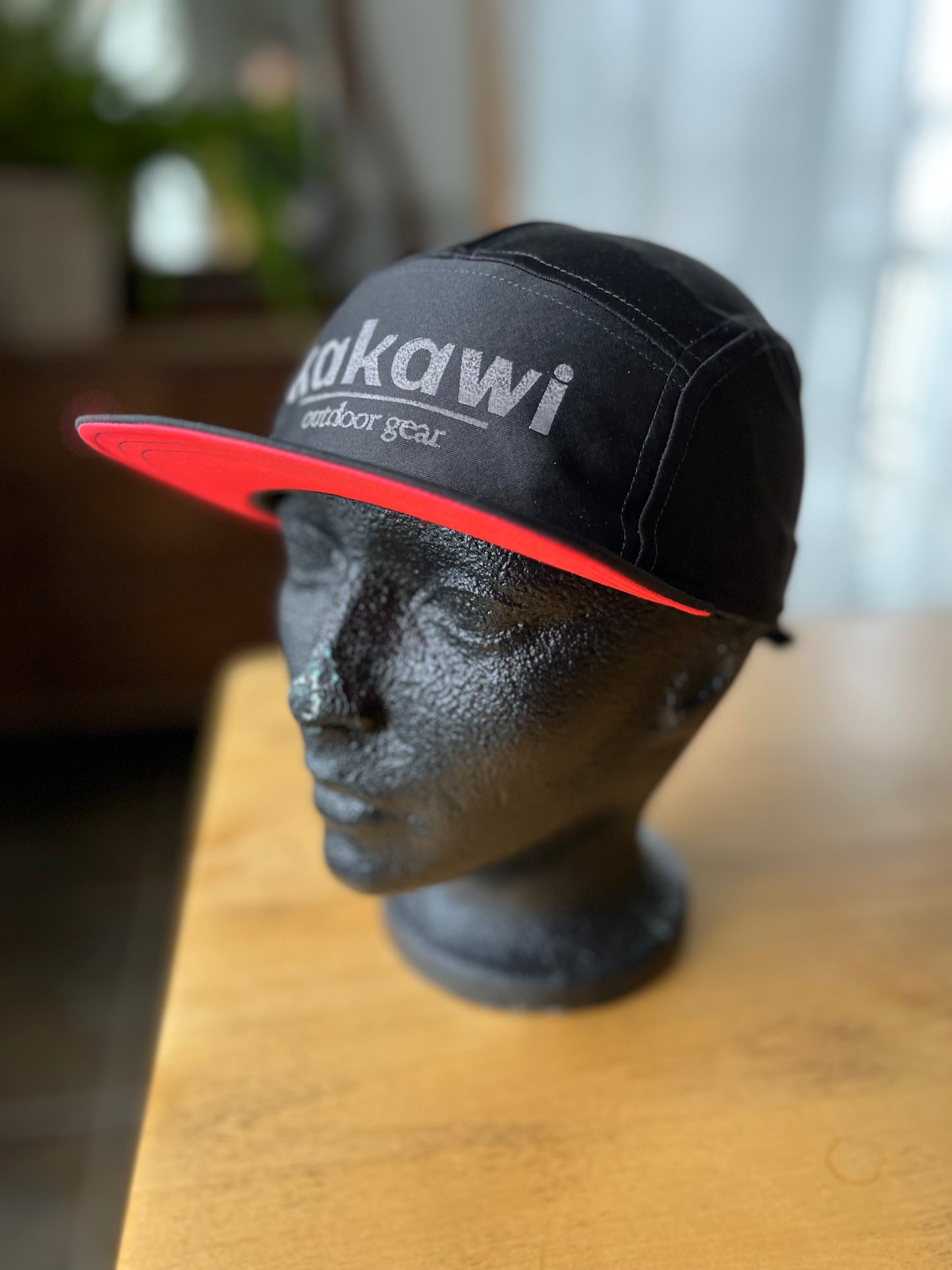 Kasquette Sport - Noir et Rose fluo