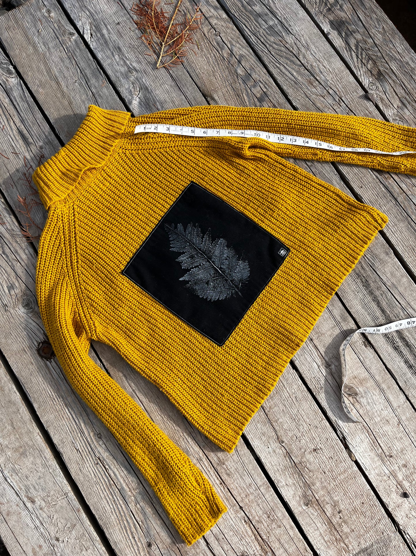 Tricot jaune « Fougère » Médium