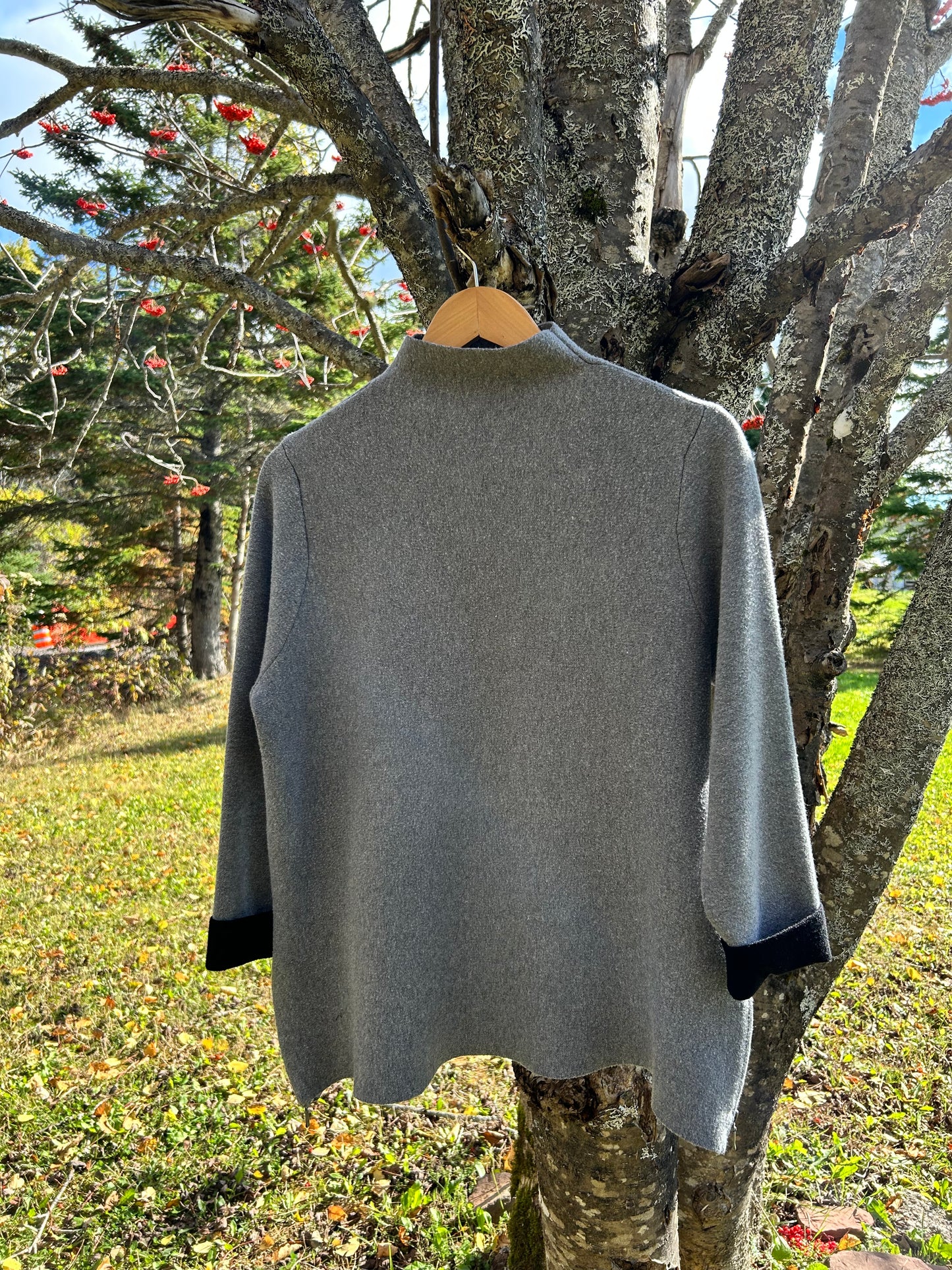 Tricot gris « bouquet » Médium