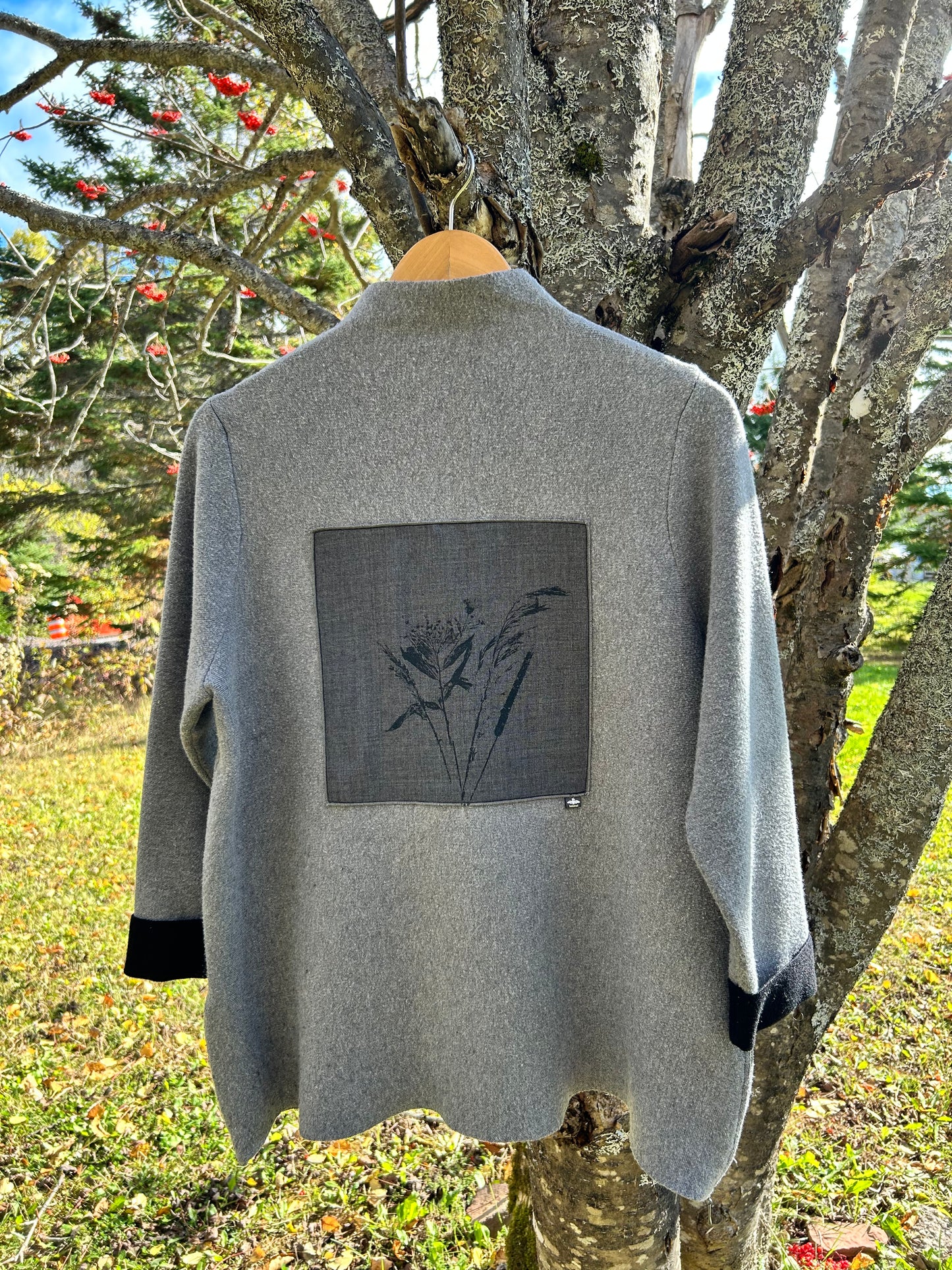 Tricot gris « bouquet » Médium