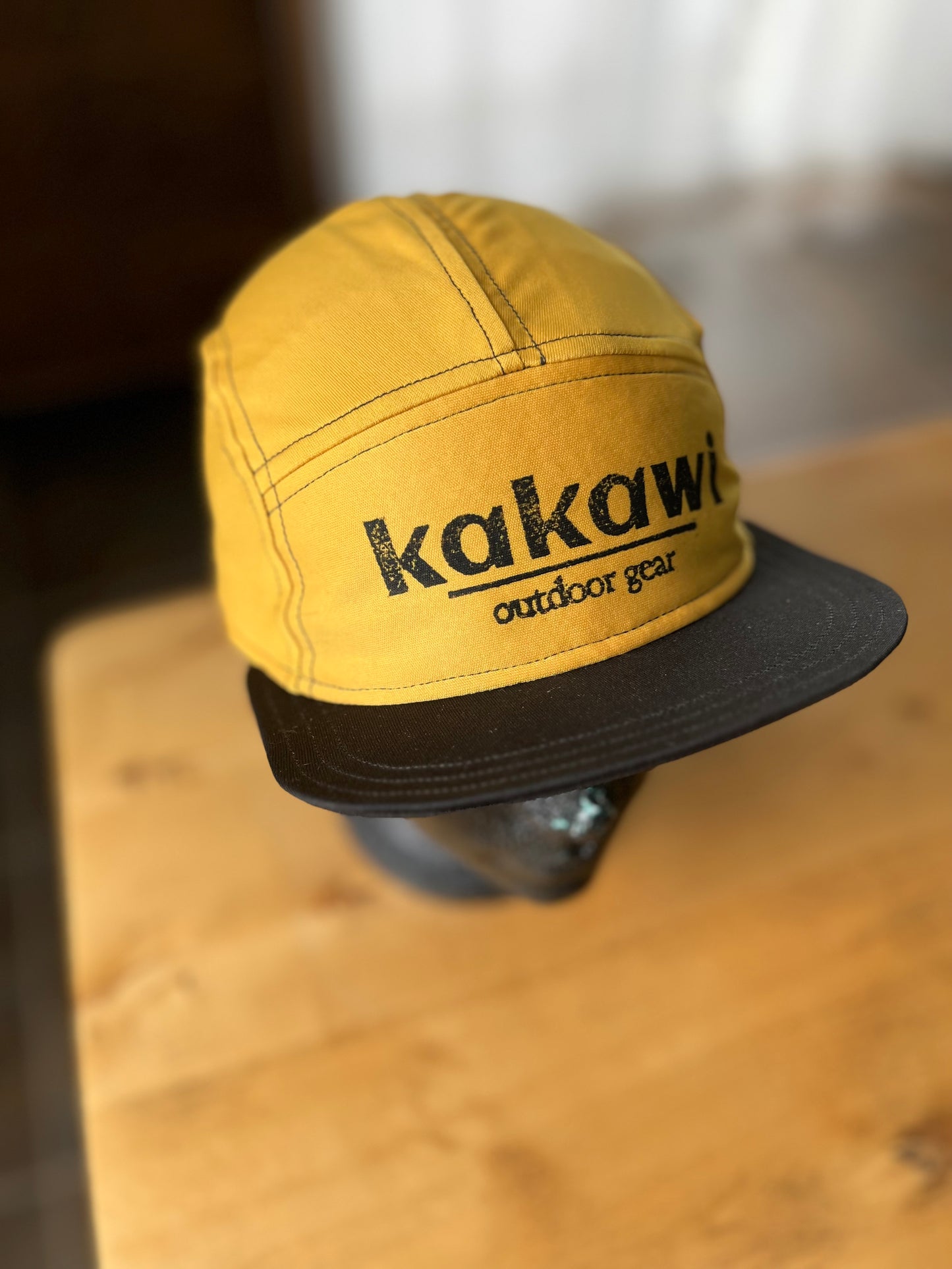Kasquette Sport - Black and Yellow