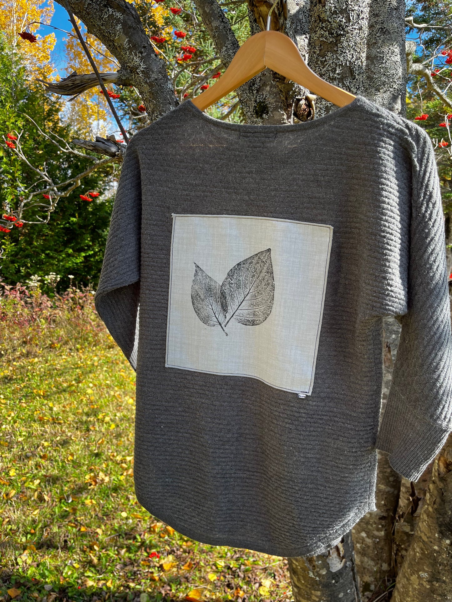 Tricot gris « bouquet» Small