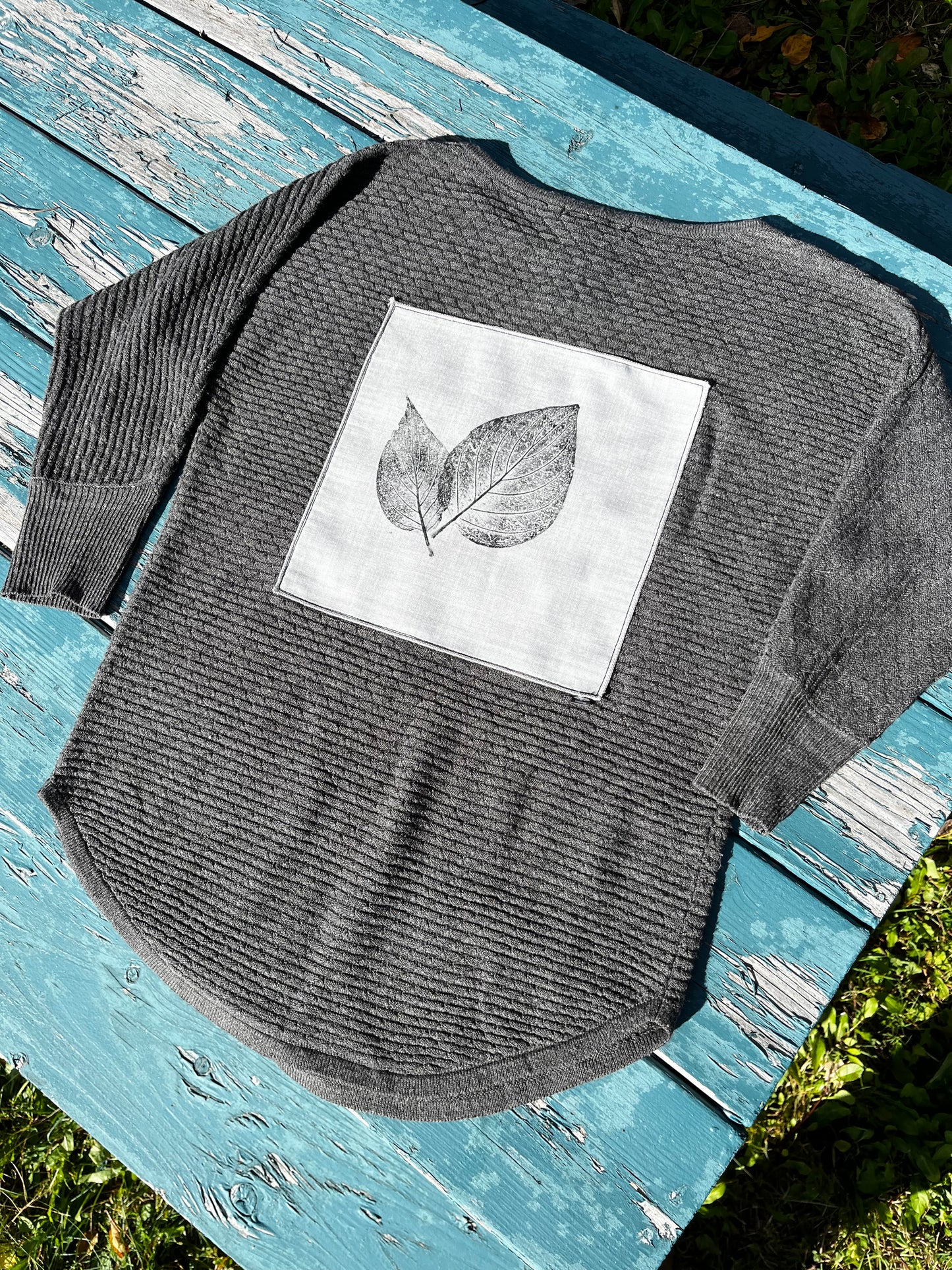 Tricot gris « bouquet» Small