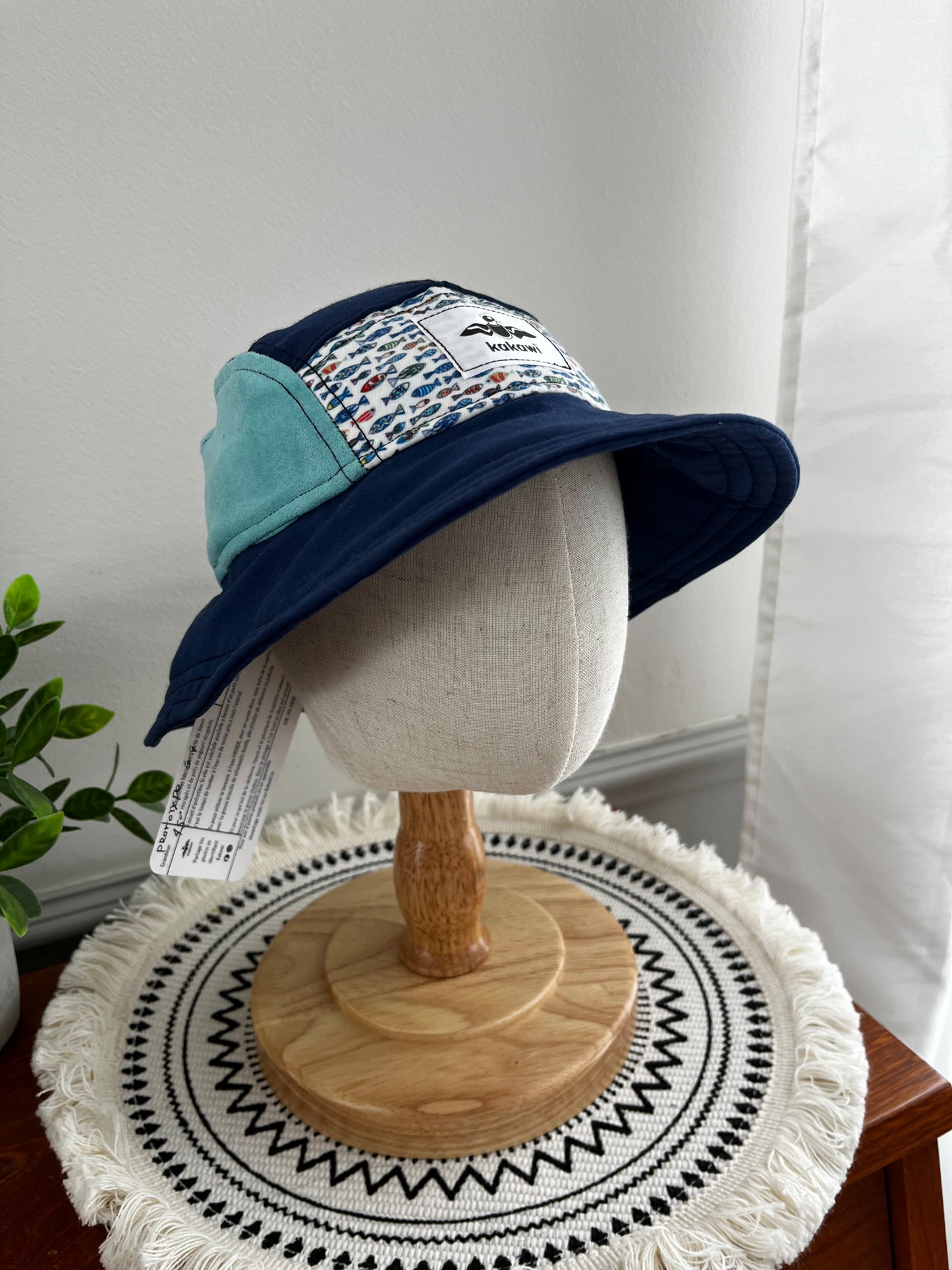 Chapeau Mini en essai (6-9) 46cm