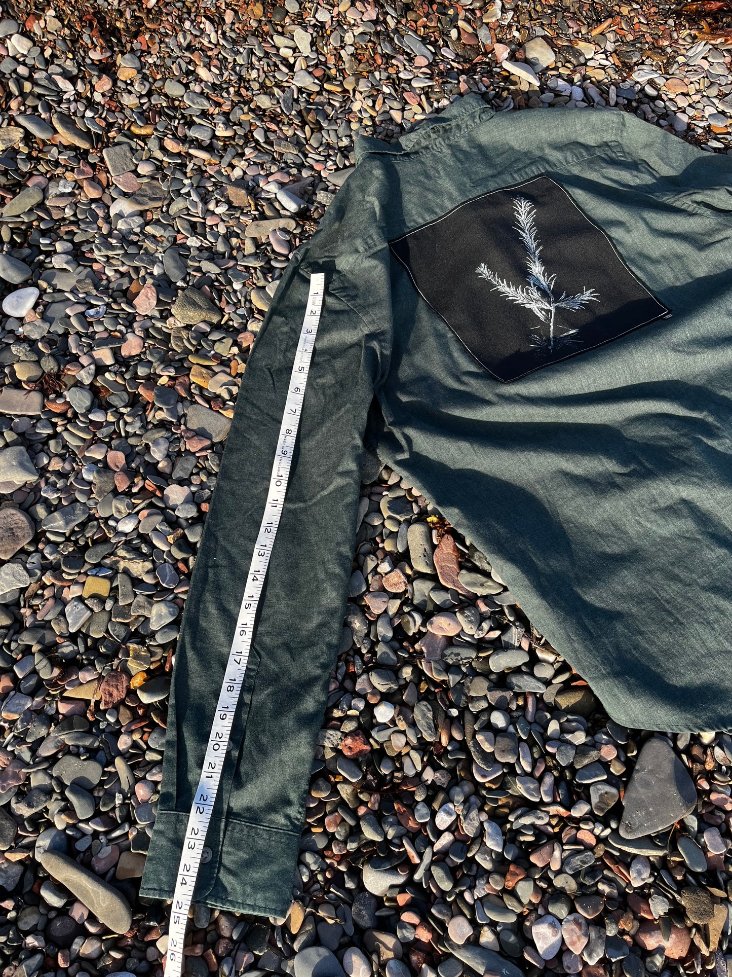 Chemise verte « mélèze » Large (unisexe)