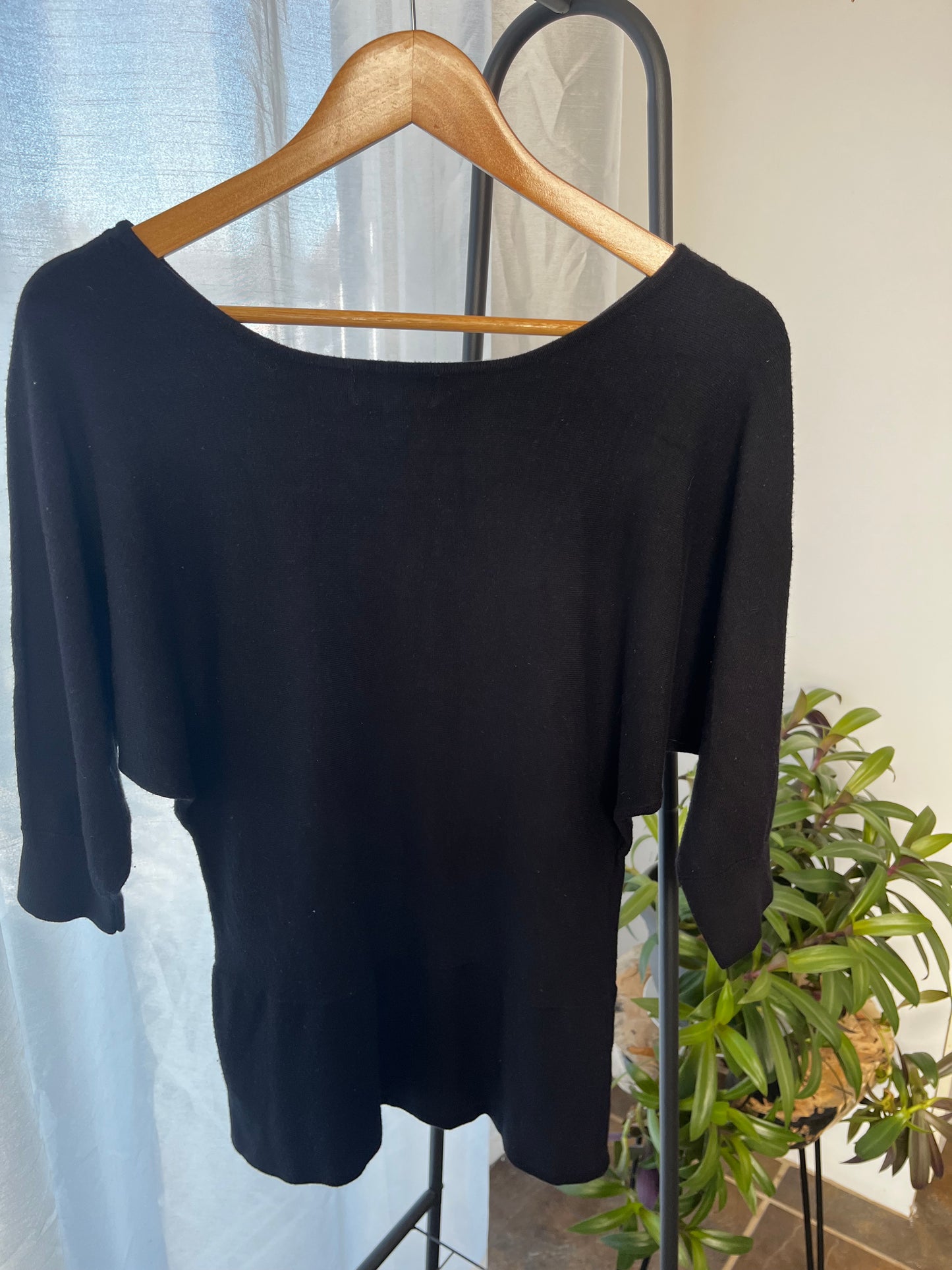 Tricot noir «fougère» médium