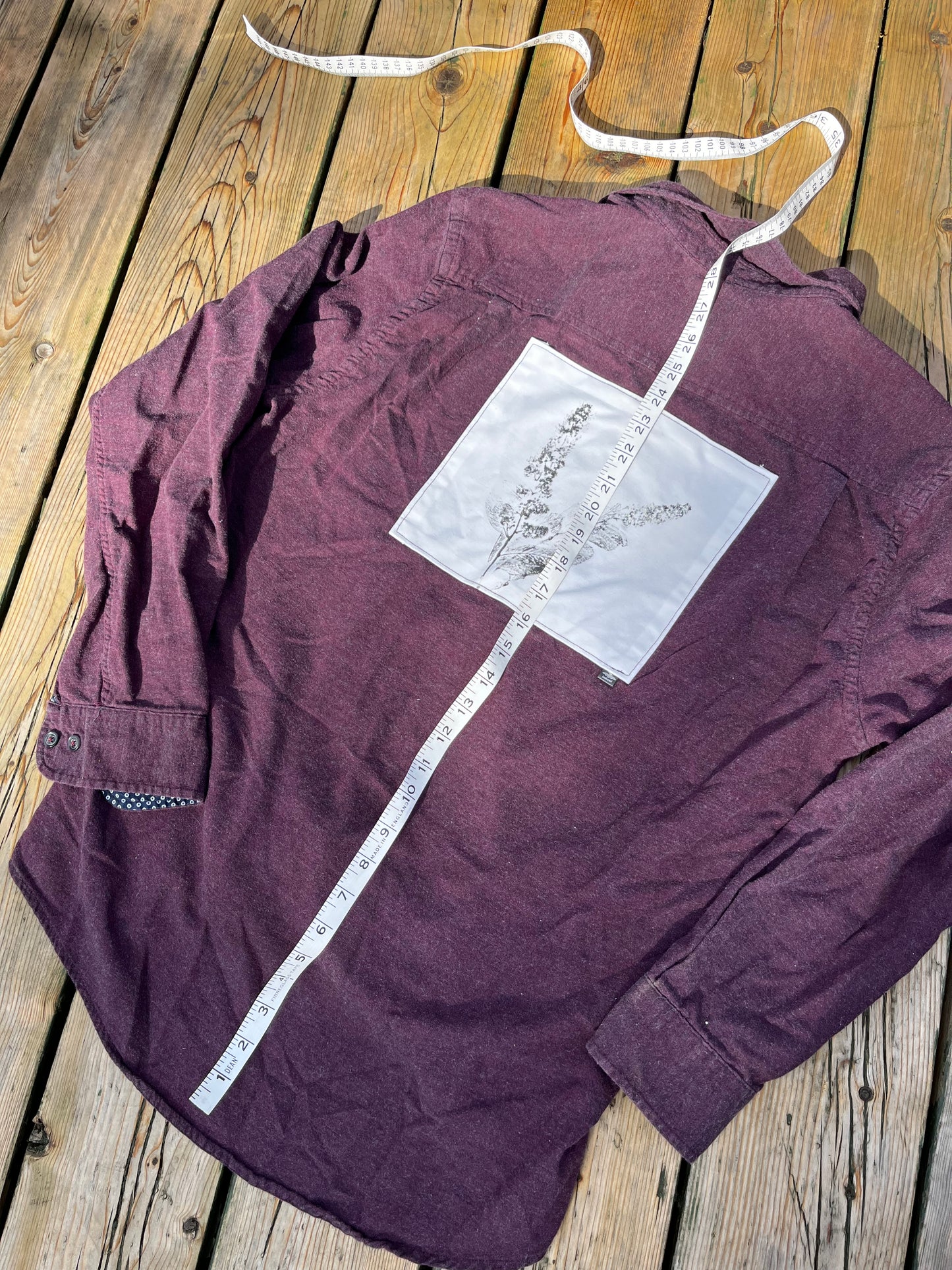 Chemise aubergine « spiné d’été rose » médium unisexe