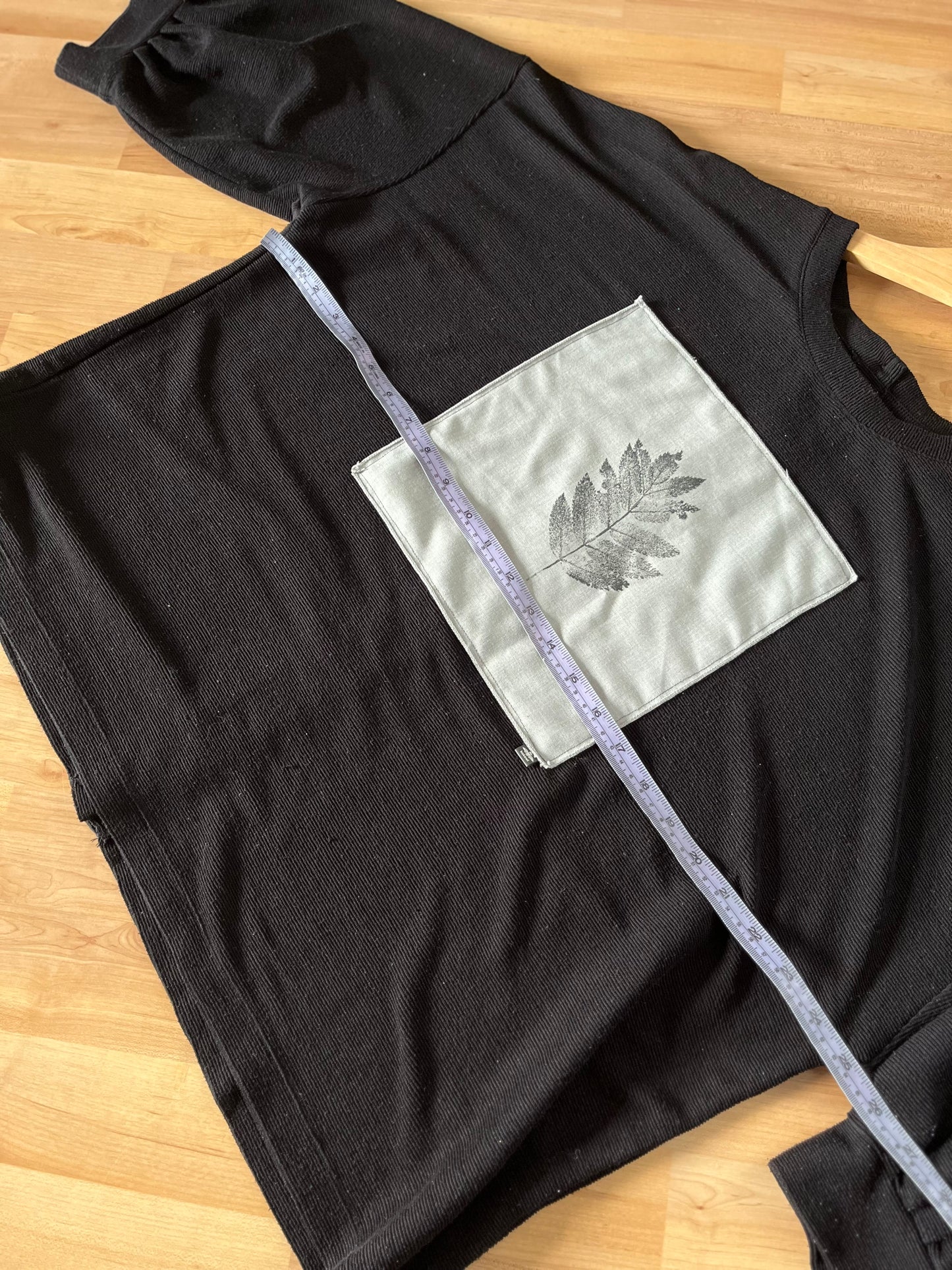 Tricot noir « sorbier» x-large