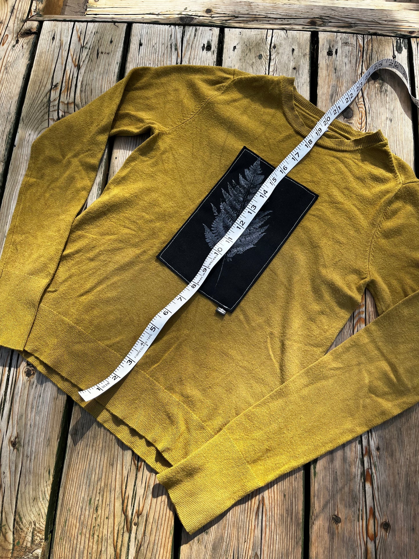 Tricot moutarde « fougère » 12 ans