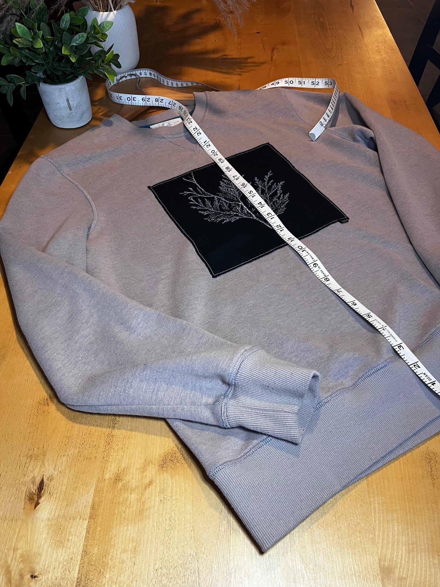 Chandail crewneck « cèdre » lila - Médium (unisexe)
