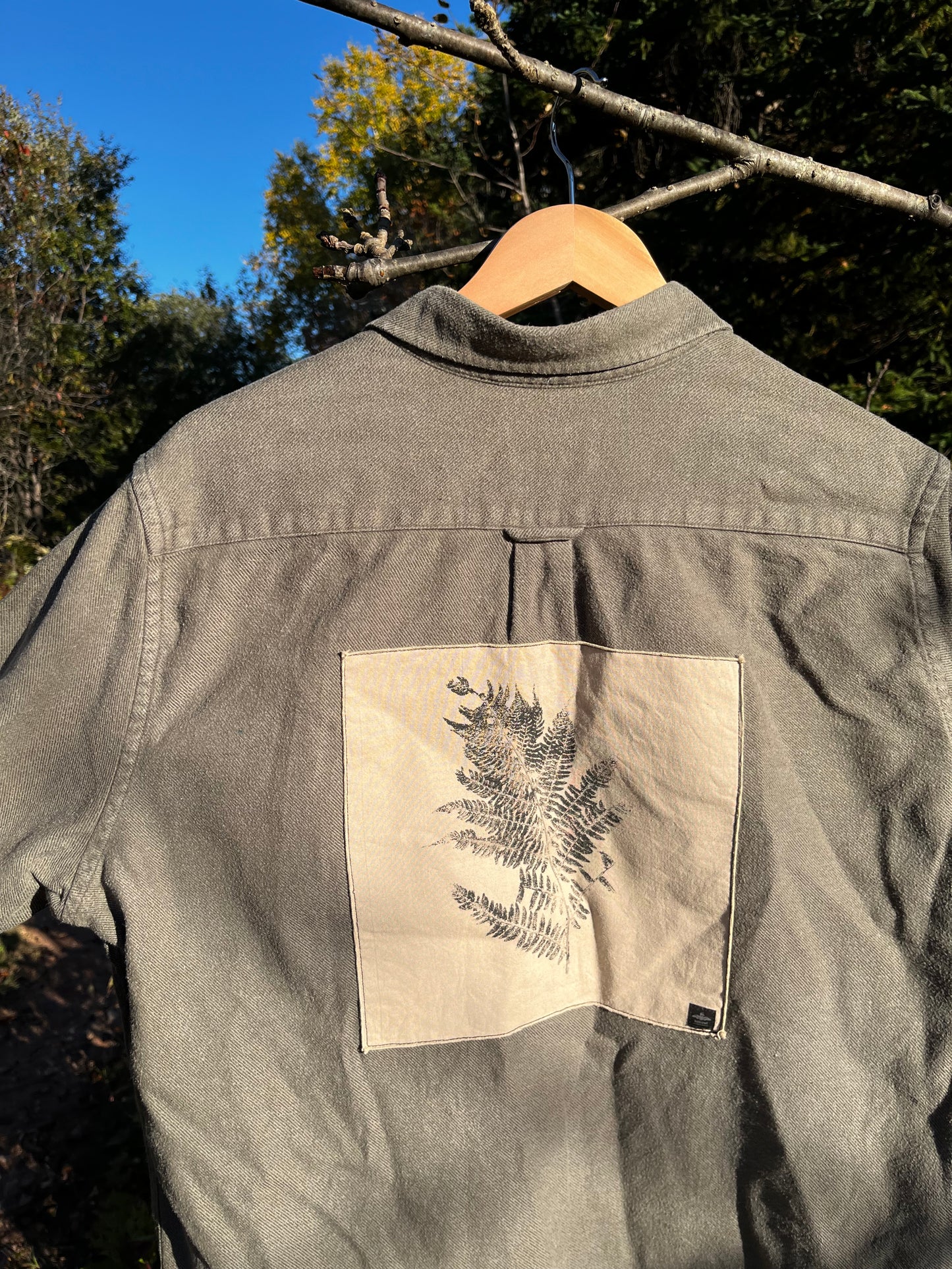 Chemise Kaki « fougère » Large (unisexe)